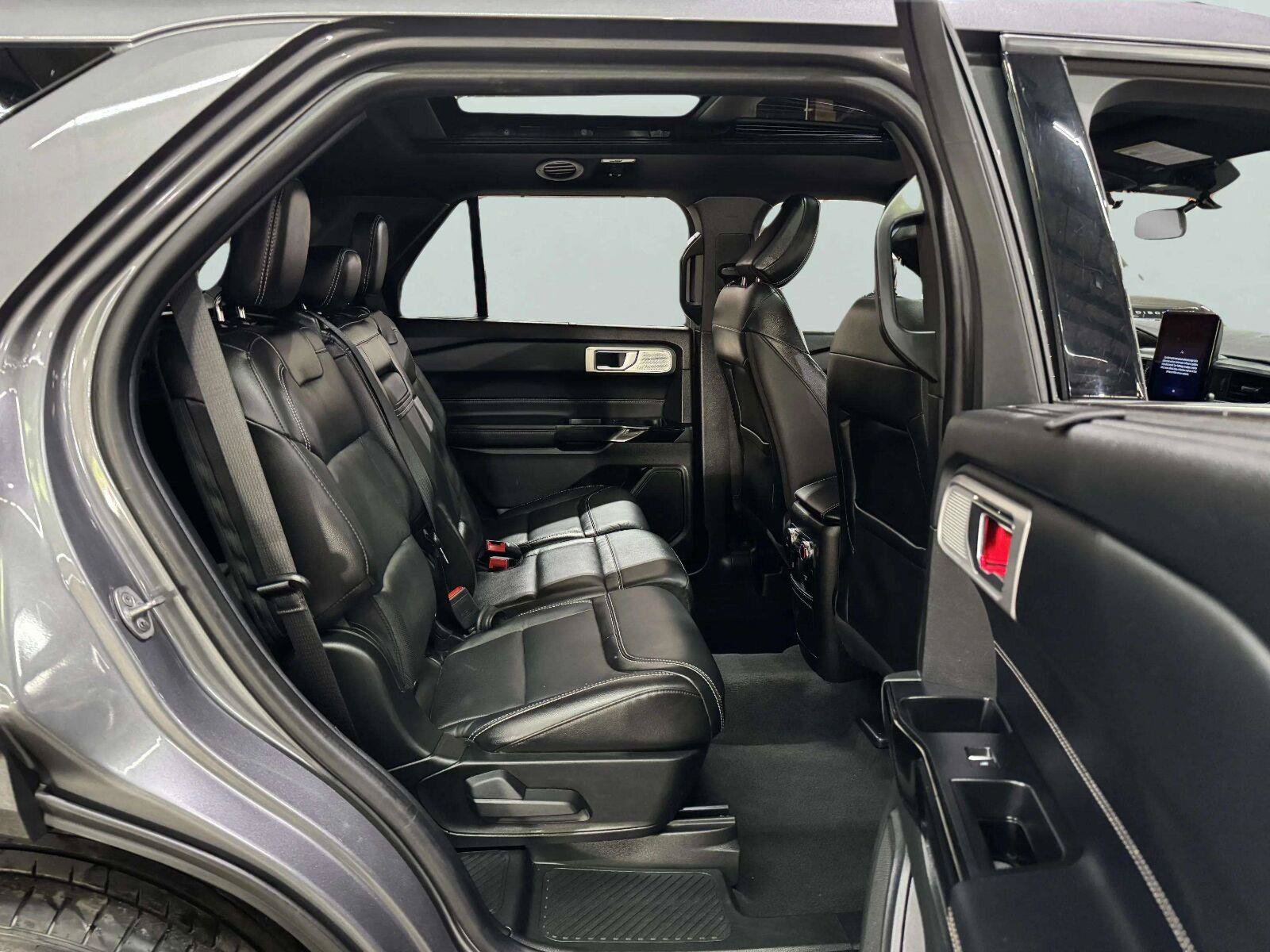 Used 2022 Ford Explorer ST w/ Equipment Group 401A AWD/4WD image 36