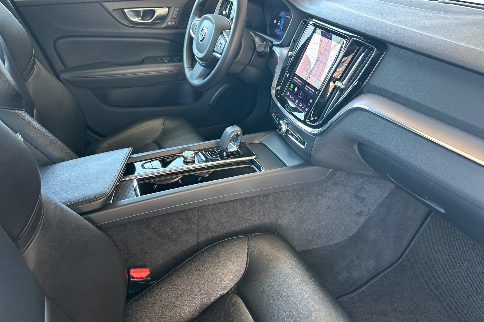 Used 2024 Volvo S60 B5 Core FWD image 19