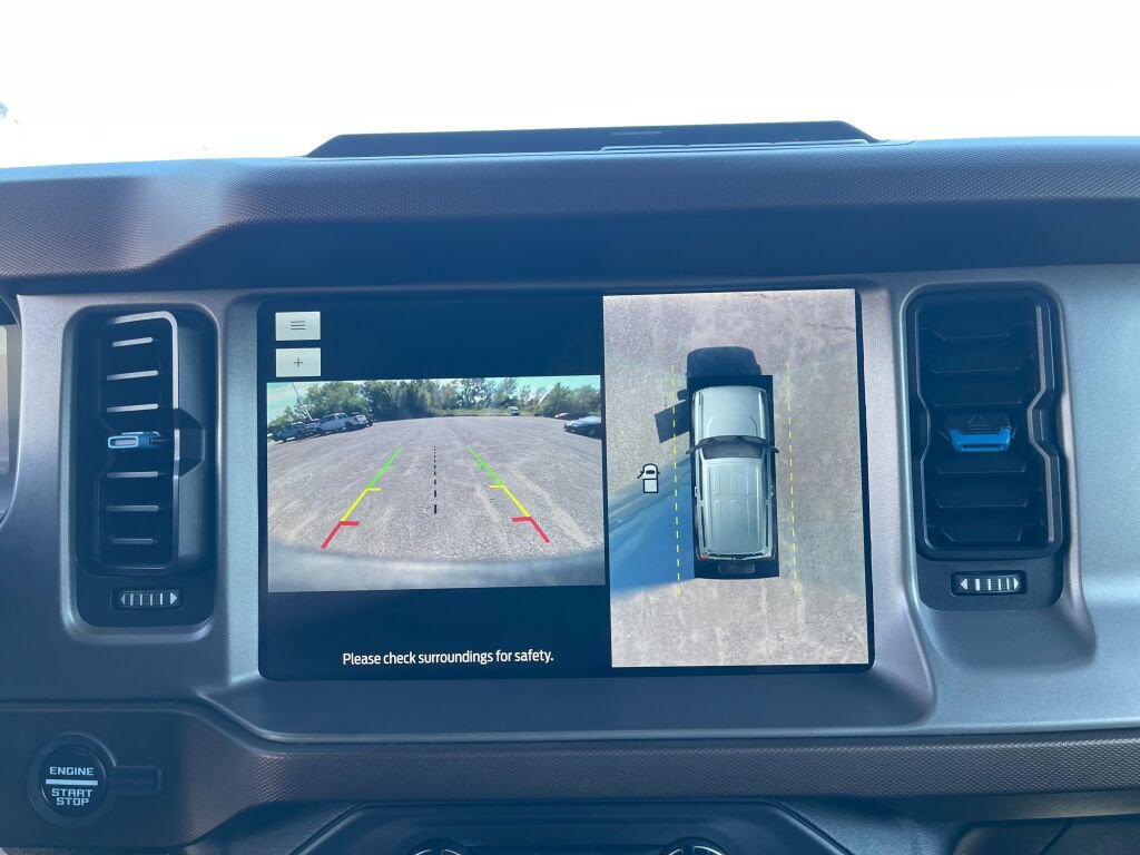 Used 2023 Ford Bronco Outer Banks AWD/4WD image 12