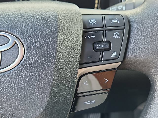 Used 2025 Toyota Camry LE FWD image 19