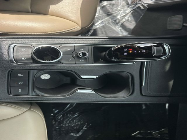 Certified 2024 Cadillac XT4 Premium Luxury FWD image 23