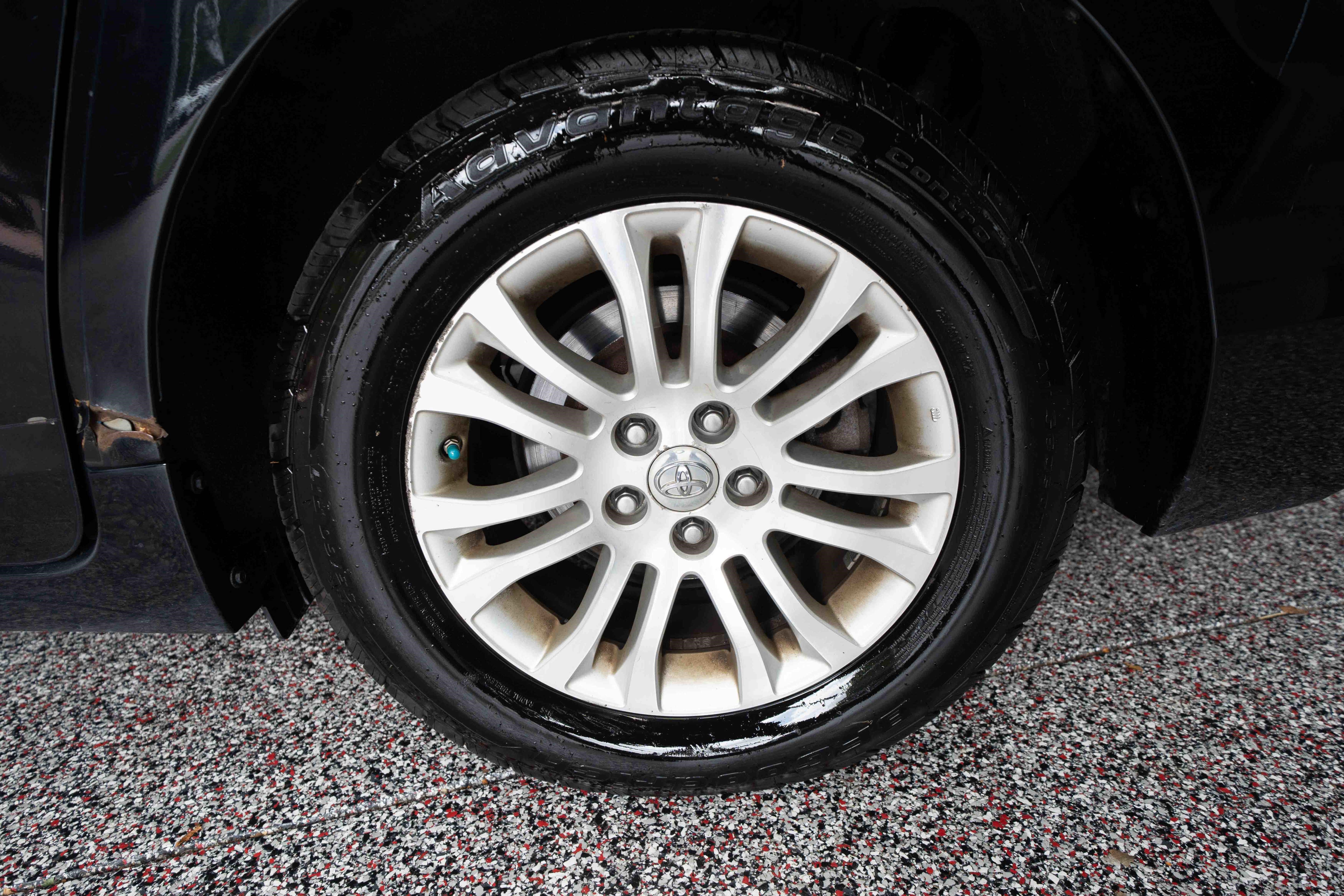Used 2017 Toyota Sienna XLE Premium FWD image 31