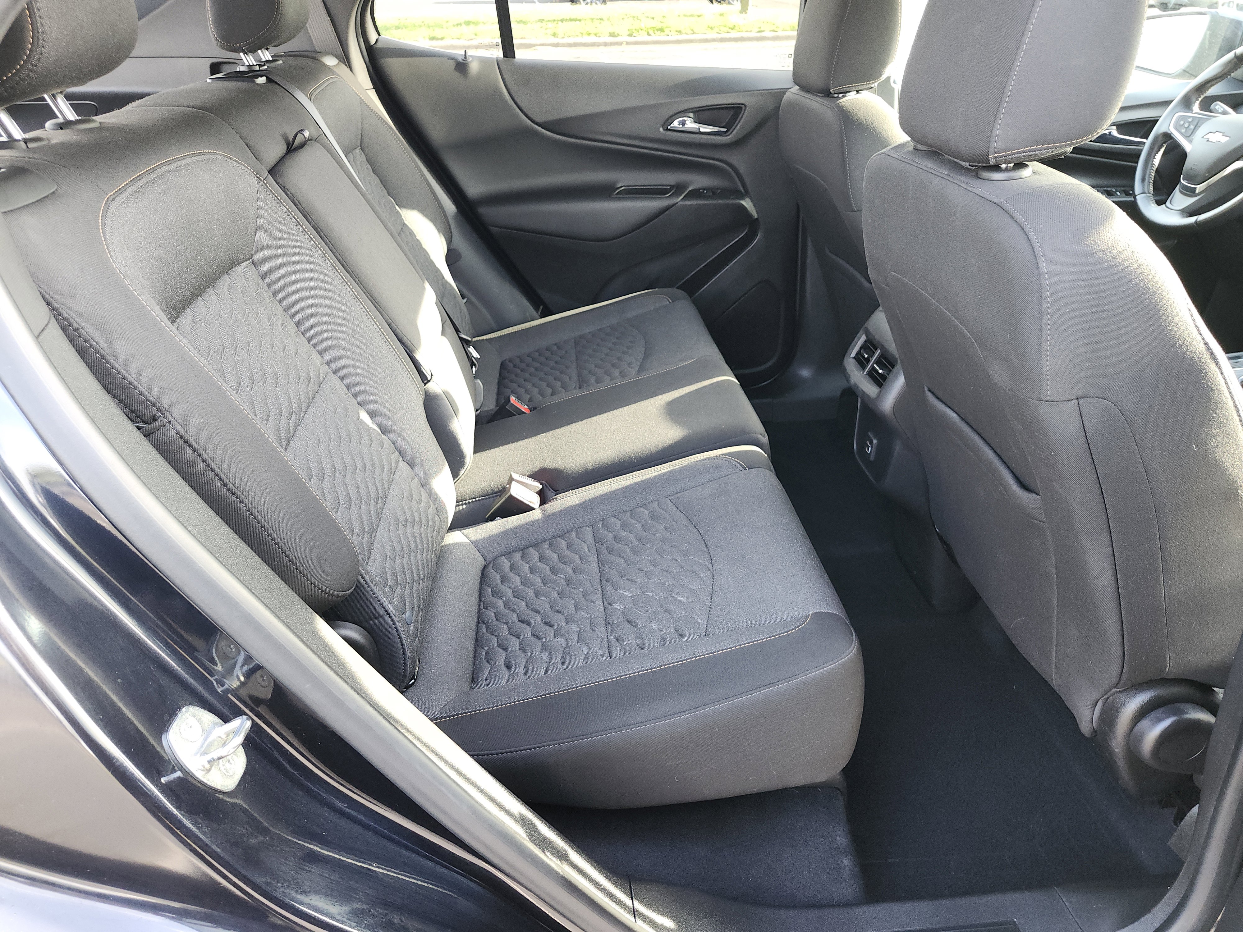 Used 2021 Chevrolet Equinox LT FWD image 19