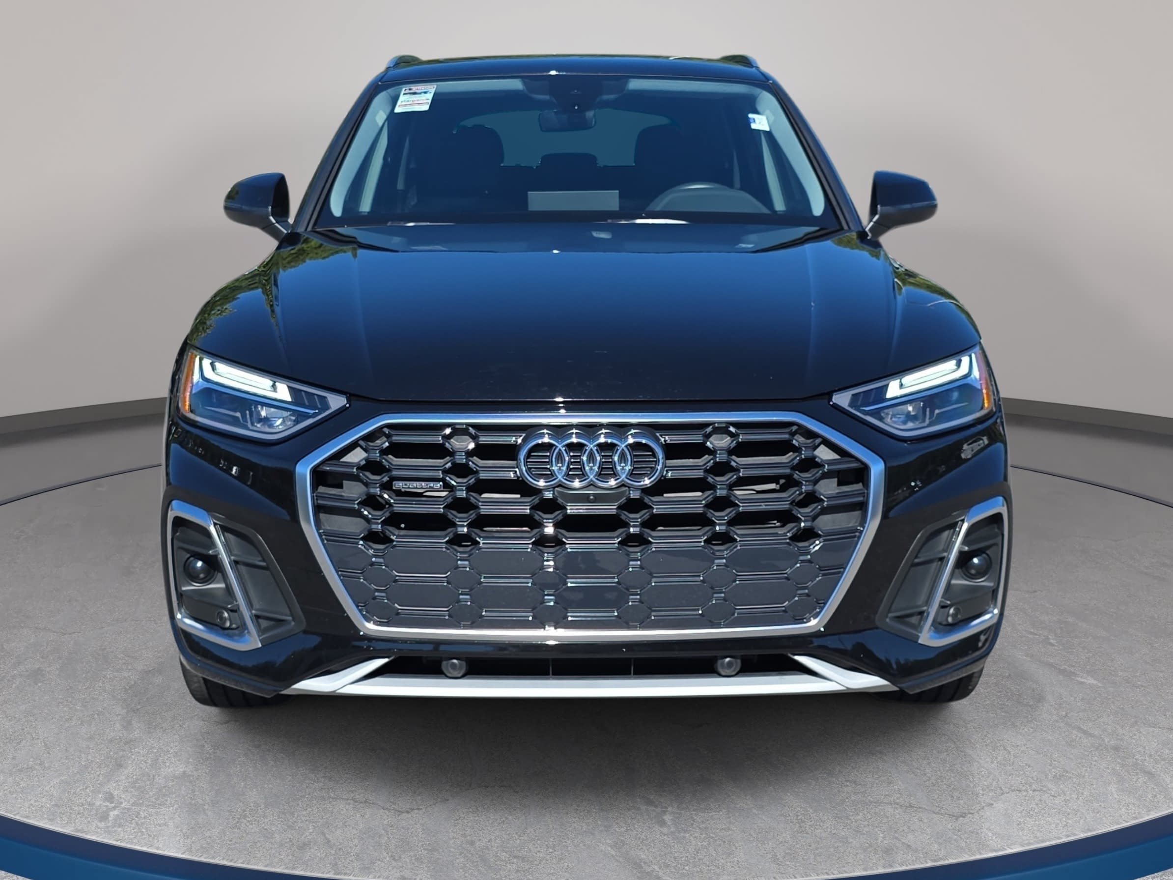 Used 2023 Audi Q5 2.0T Premium Plus AWD/4WD image 2