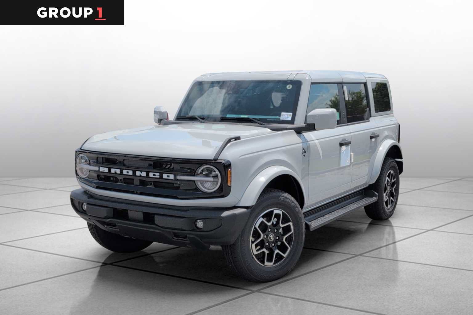 New 2026 Ford Bronco Outer Banks AWD/4WD image 1