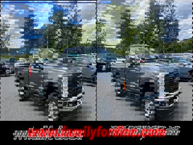 New 2026 Ford F250 XL image 1