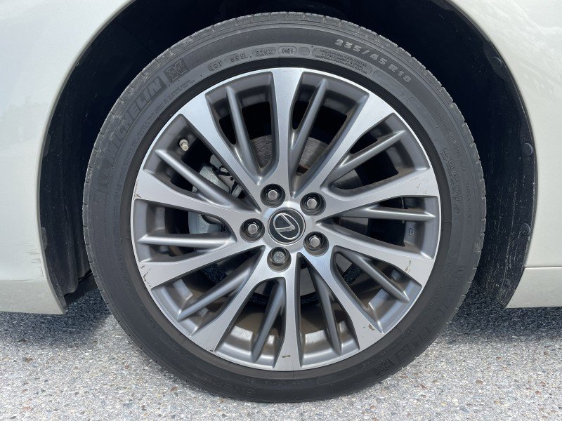 Used 2021 Lexus ES 350 w/ Premium Package image 23