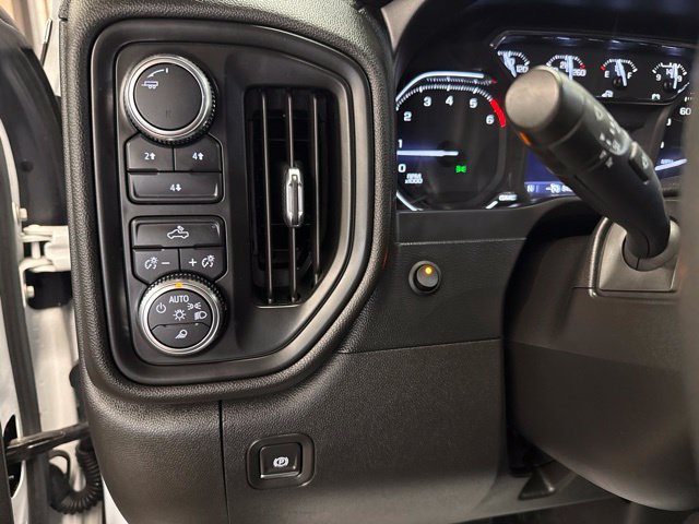 Used 2021 GMC Sierra 3500 4x4 Crew Cab w/ Gooseneck/5TH Wheel Package image 20