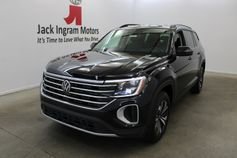 New 2026 Volkswagen Atlas SE FWD image 2