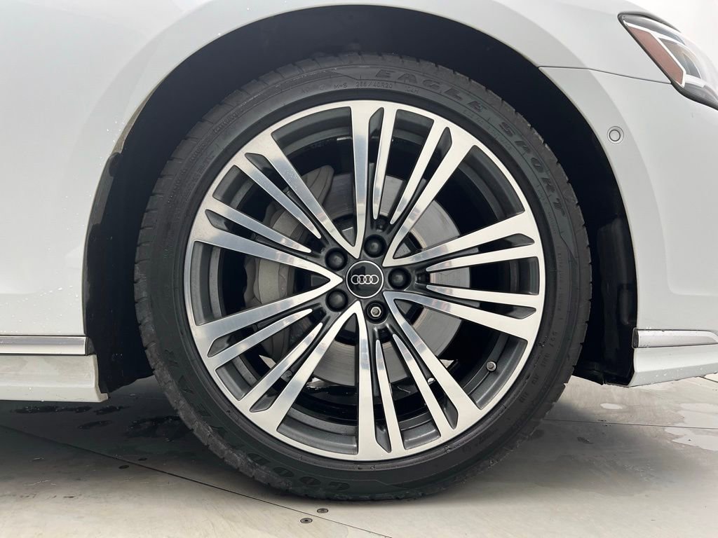 Used 2023 Audi A8 L 3.0T image 26