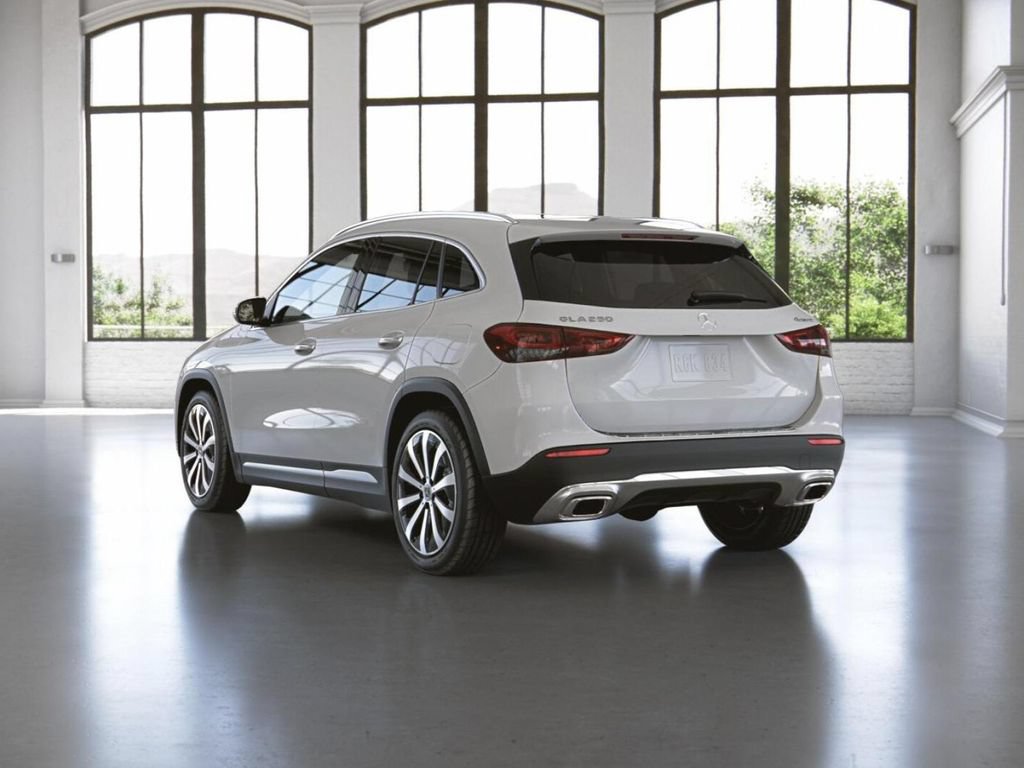 Certified 2022 Mercedes-Benz GLA 250 4MATIC image 29