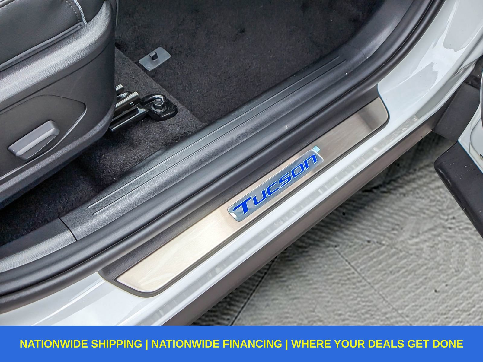 New 2025 Hyundai Tucson Limited image 16