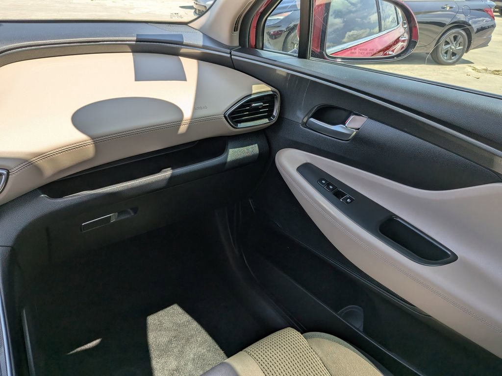 Used 2022 Hyundai Santa Fe SEL w/ Convenience Package FWD image 18