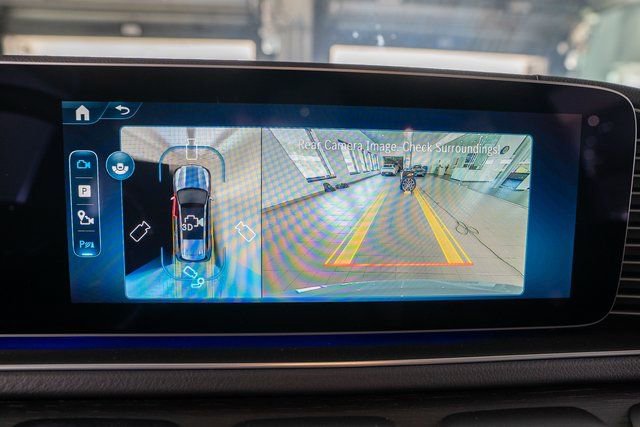 New 2026 Mercedes-Benz GLS 580 4MATIC image 28