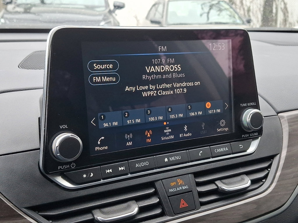 Used 2024 Nissan Altima 2.5 SV image 27