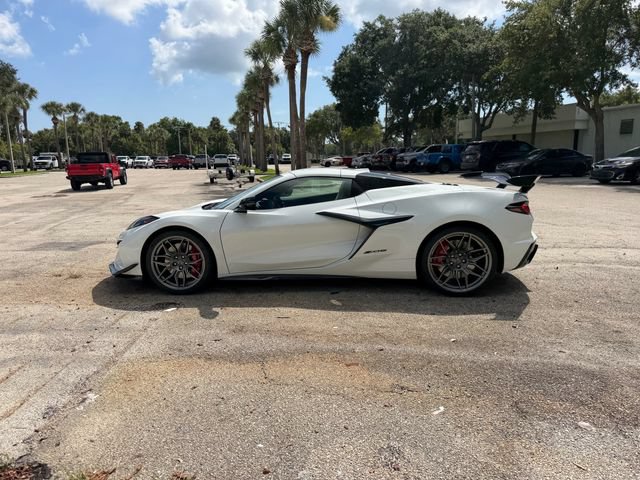 New 2027 Chevrolet Corvette Z06 RWD image 5