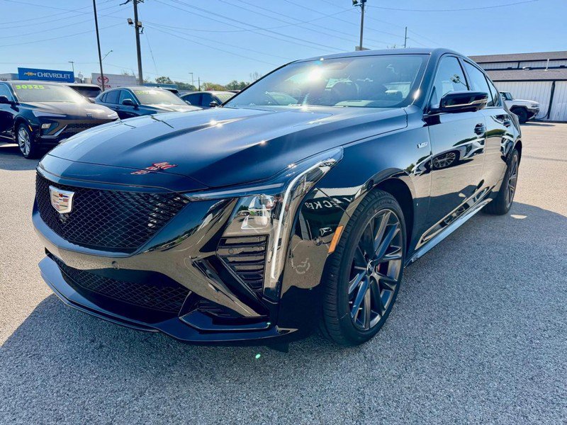 New 2026 Cadillac CT5 V image 8