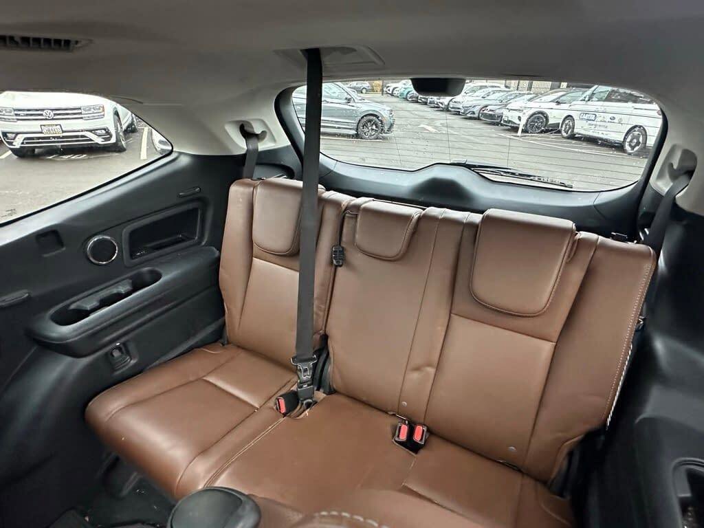 Used 2020 Subaru Ascent Touring w/ Popular Package #2A image 11