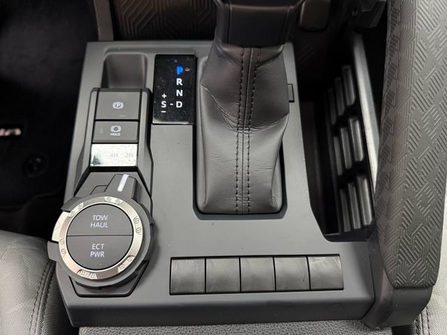 Used 2026 Toyota Tacoma SR5 AWD/4WD image 21