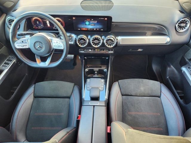 Used 2022 Mercedes-Benz GLB 250 4MATIC image 26