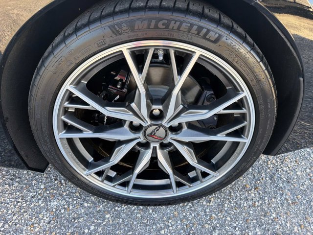 Used 2023 Chevrolet Corvette Stingray Preferred Conv w/ Chrome Exterior Badge Package RWD image 33