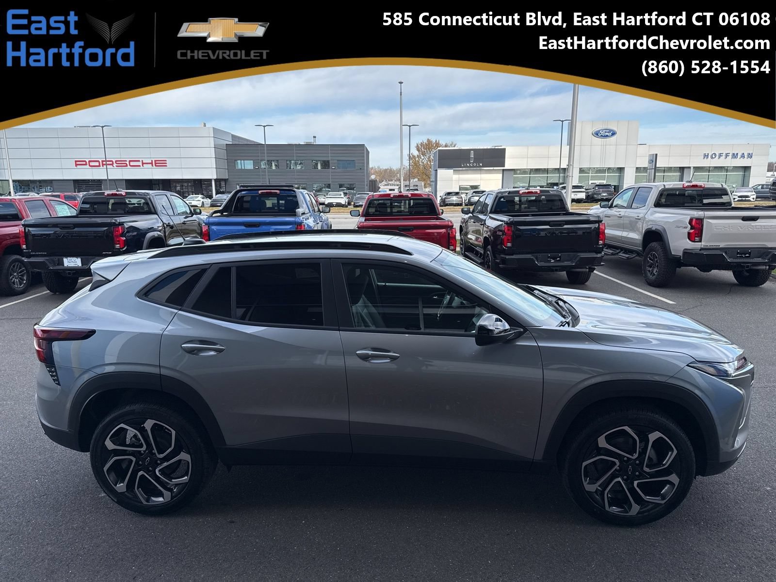 New 2026 Chevrolet Trax RS w/ Driver Confidence Package FWD image 5