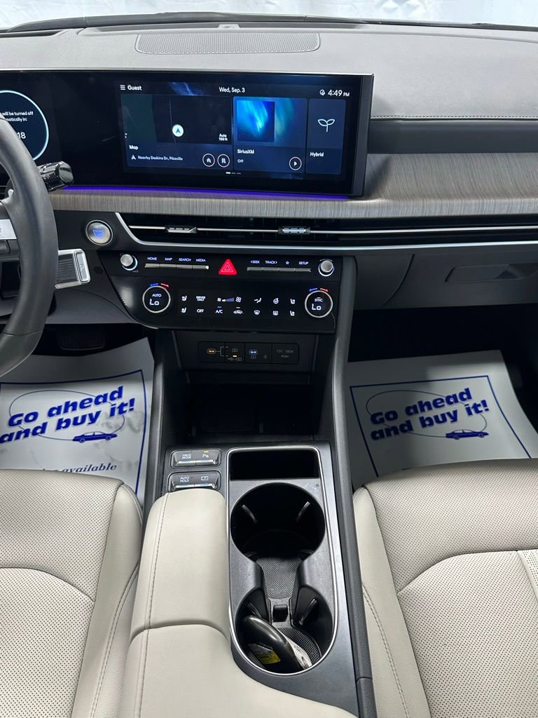 Used 2025 Hyundai Sonata Limited image 14