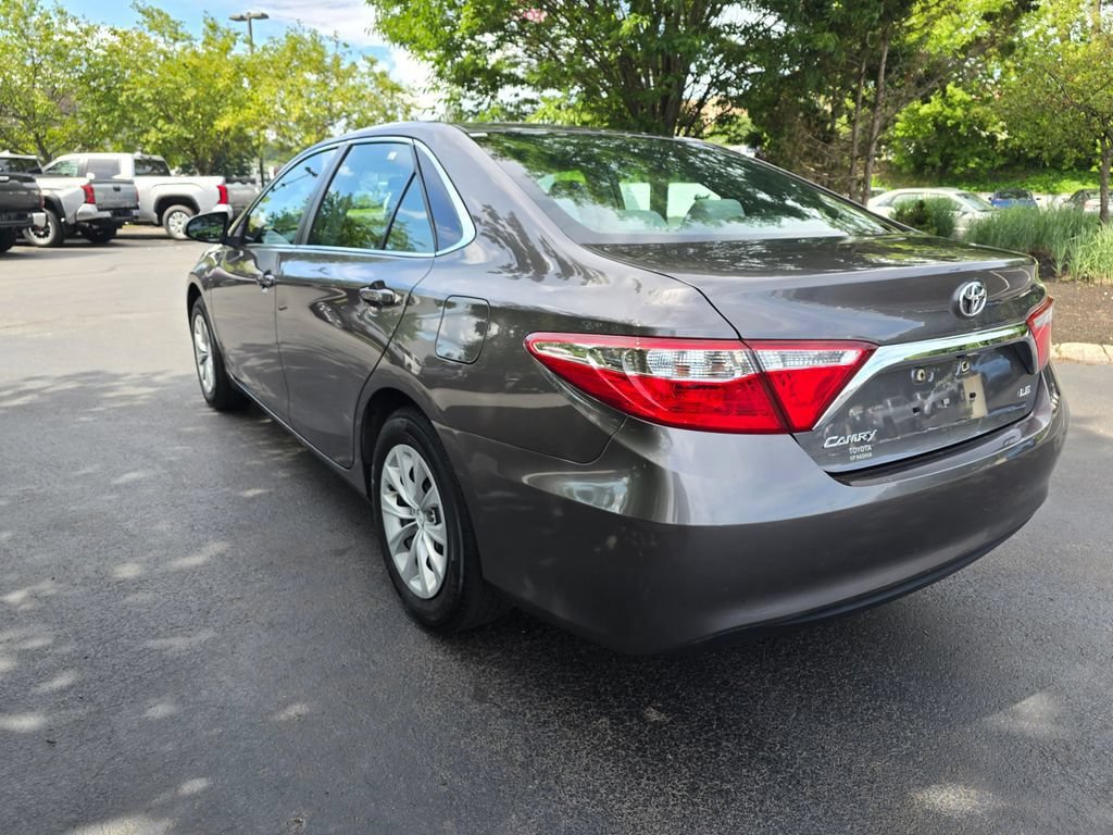 Used 2016 Toyota Camry LE FWD image 5