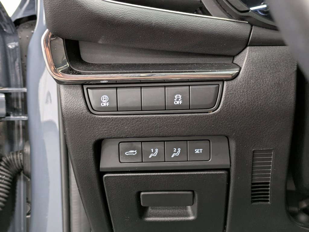 Certified 2022 MAZDA MAZDA3 s image 20