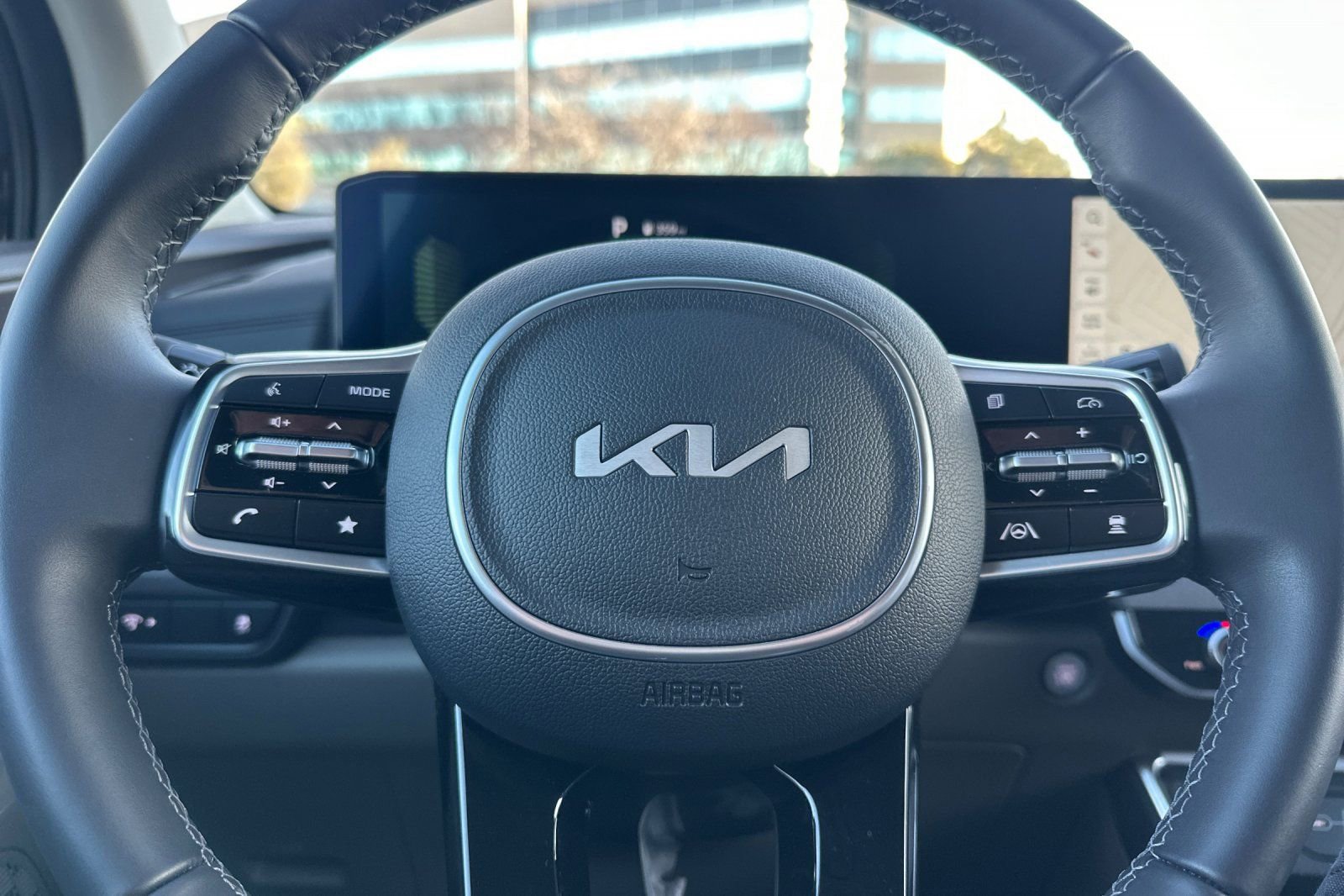 Certified 2026 Kia Carnival EX image 36