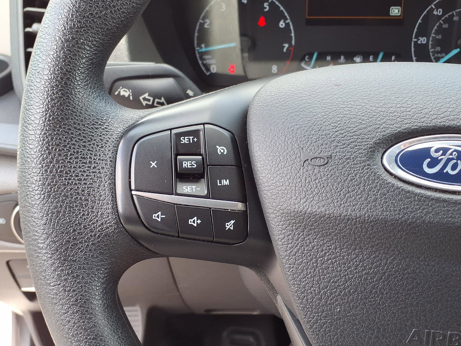 Used 2022 Ford Transit 350 XLT RWD image 26