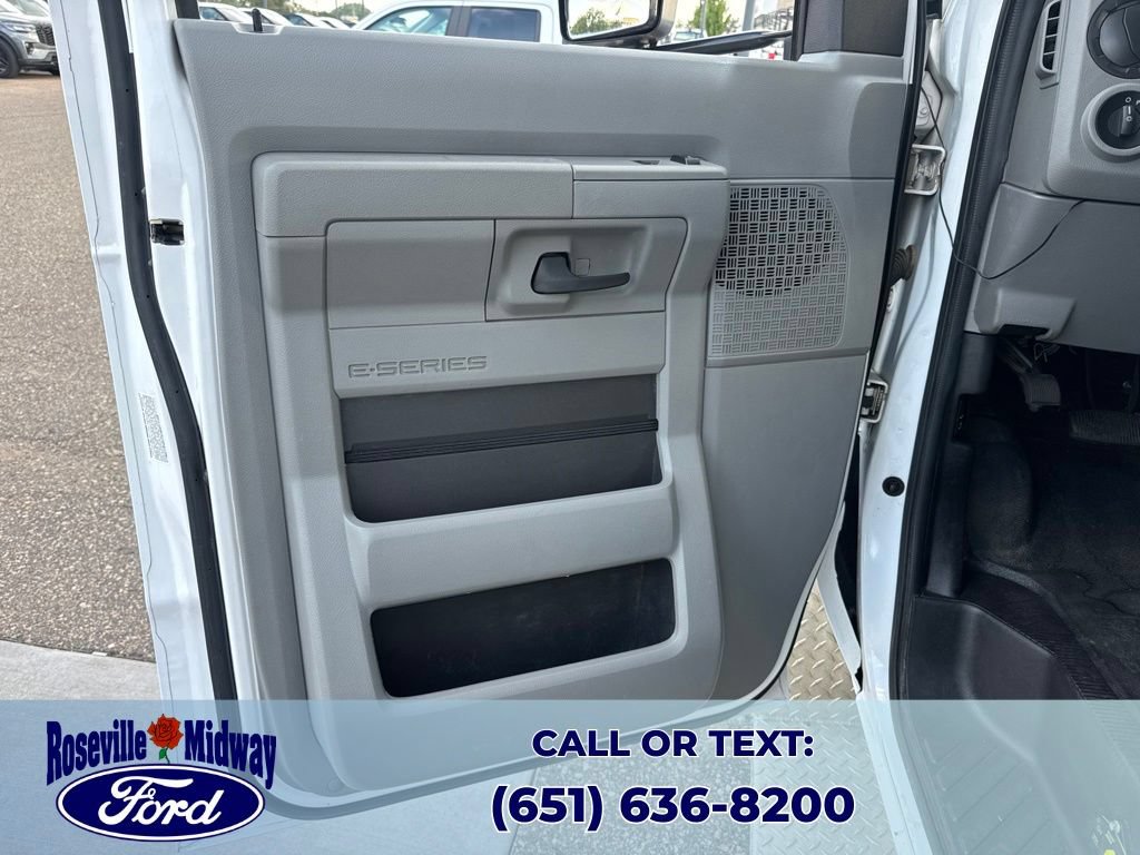 Used 2015 Ford E-450 and Econoline 450 Super Duty w/ Shuttle Bus Prep Package RWD image 28