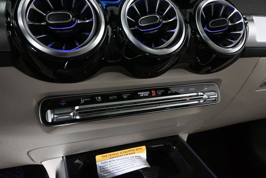 New 2026 Mercedes-Benz GLB 250 image 14