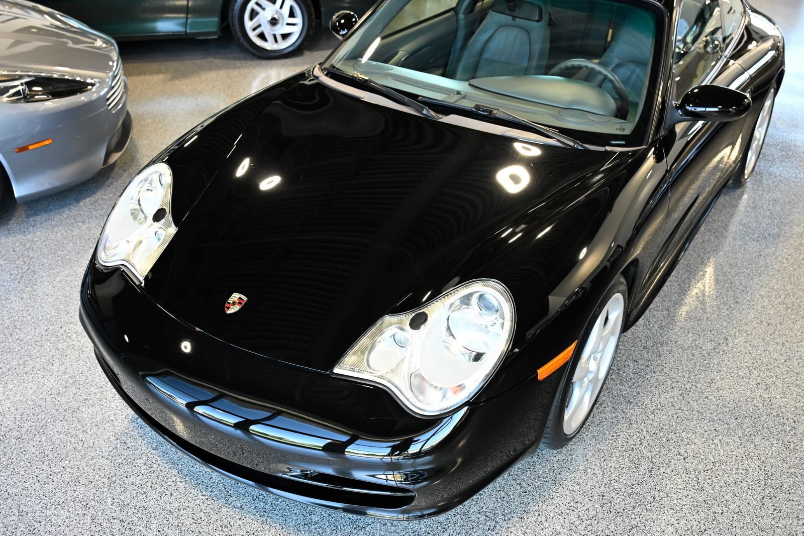 Used 2003 Porsche 911 Carrera RWD image 27
