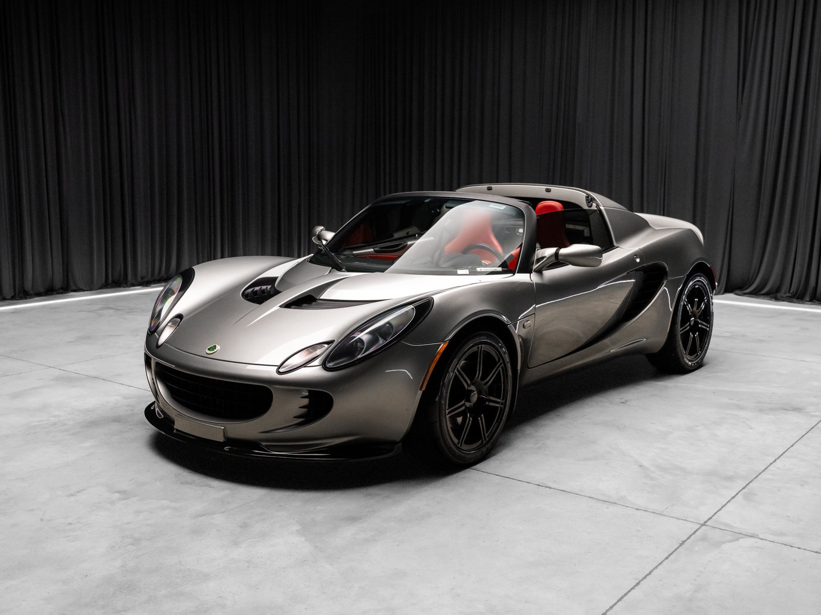 Used 2005 Lotus Elise RWD image 17