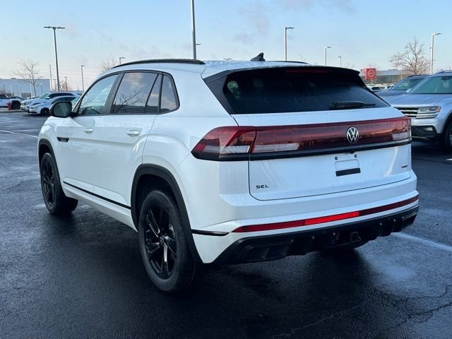 New 2026 Volkswagen Atlas Cross Sport SEL R-Line AWD/4WD image 4