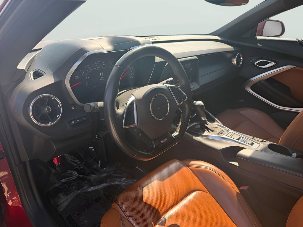 Used 2018 Chevrolet Camaro SS RWD image 13