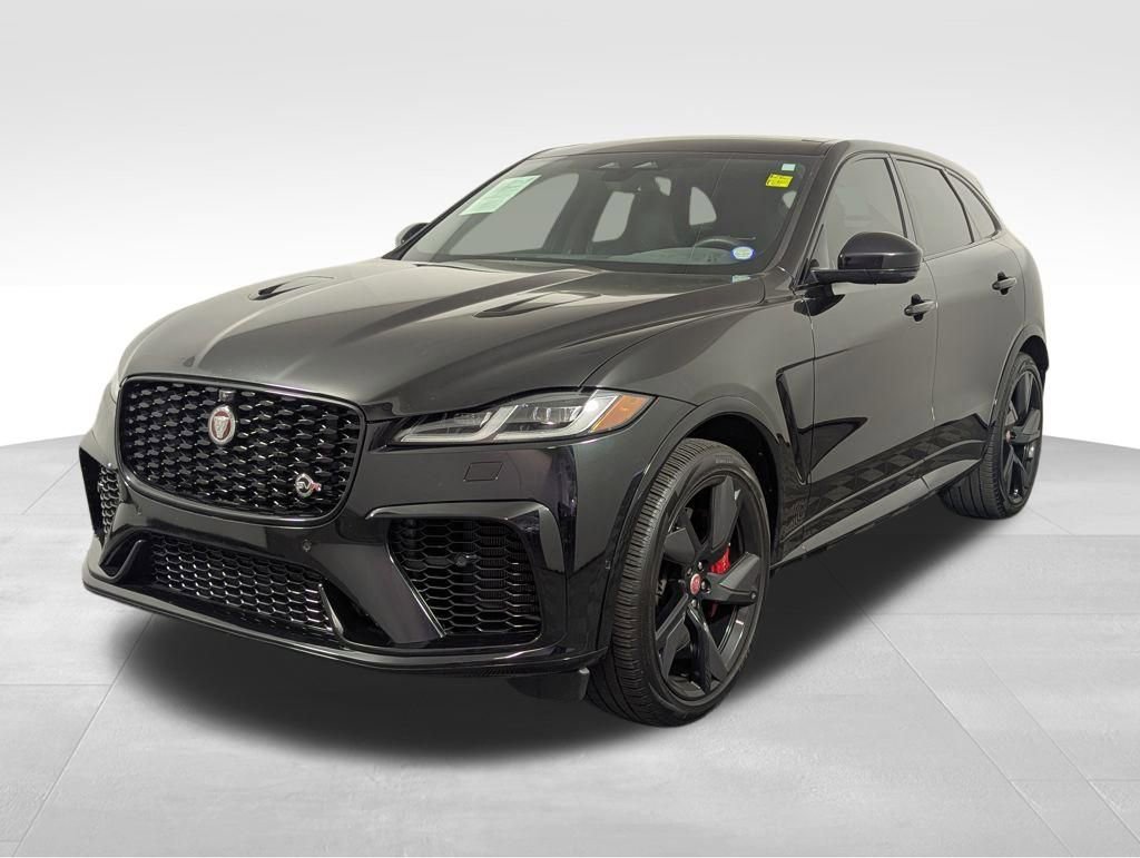 Used 2022 Jaguar F-PACE SVR video 2