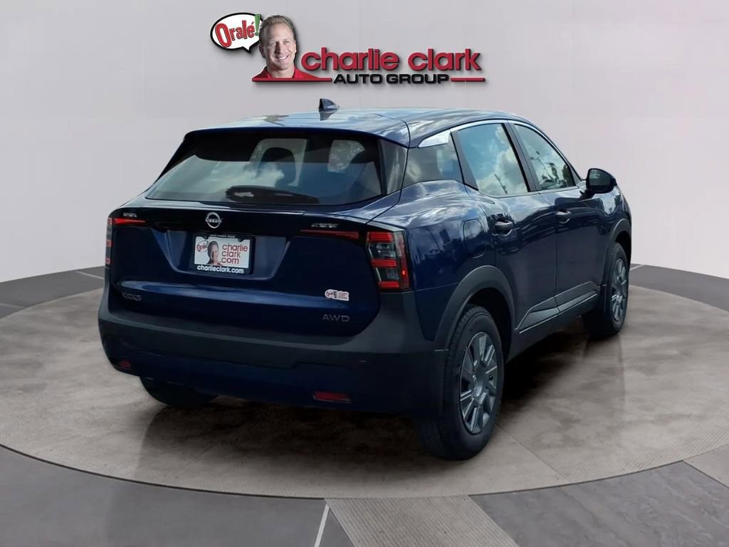 Used 2025 Nissan Kicks S image 5