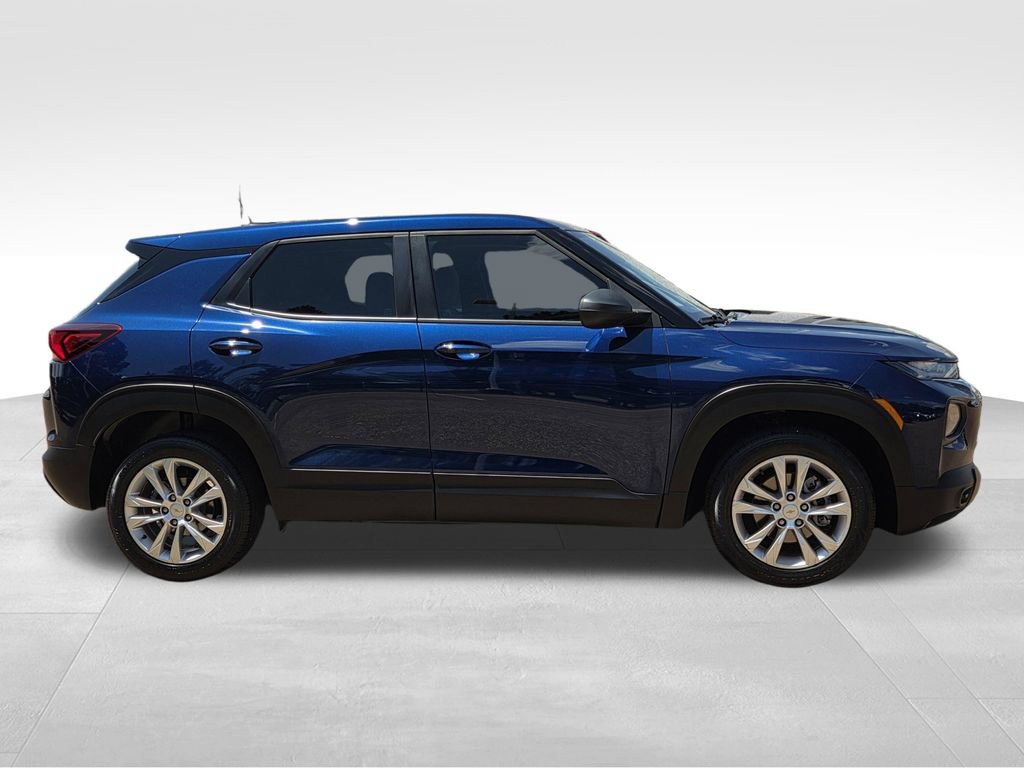 Used 2022 Chevrolet TrailBlazer LS FWD image 5