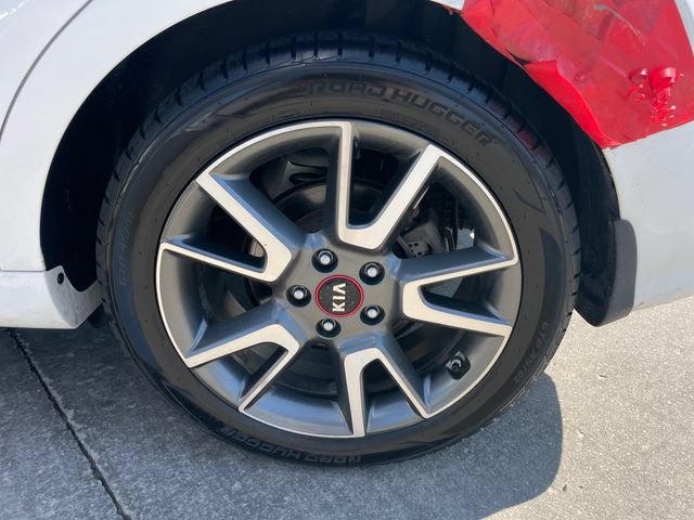 Used 2020 Kia Soul GT-Line Turbo FWD image 29