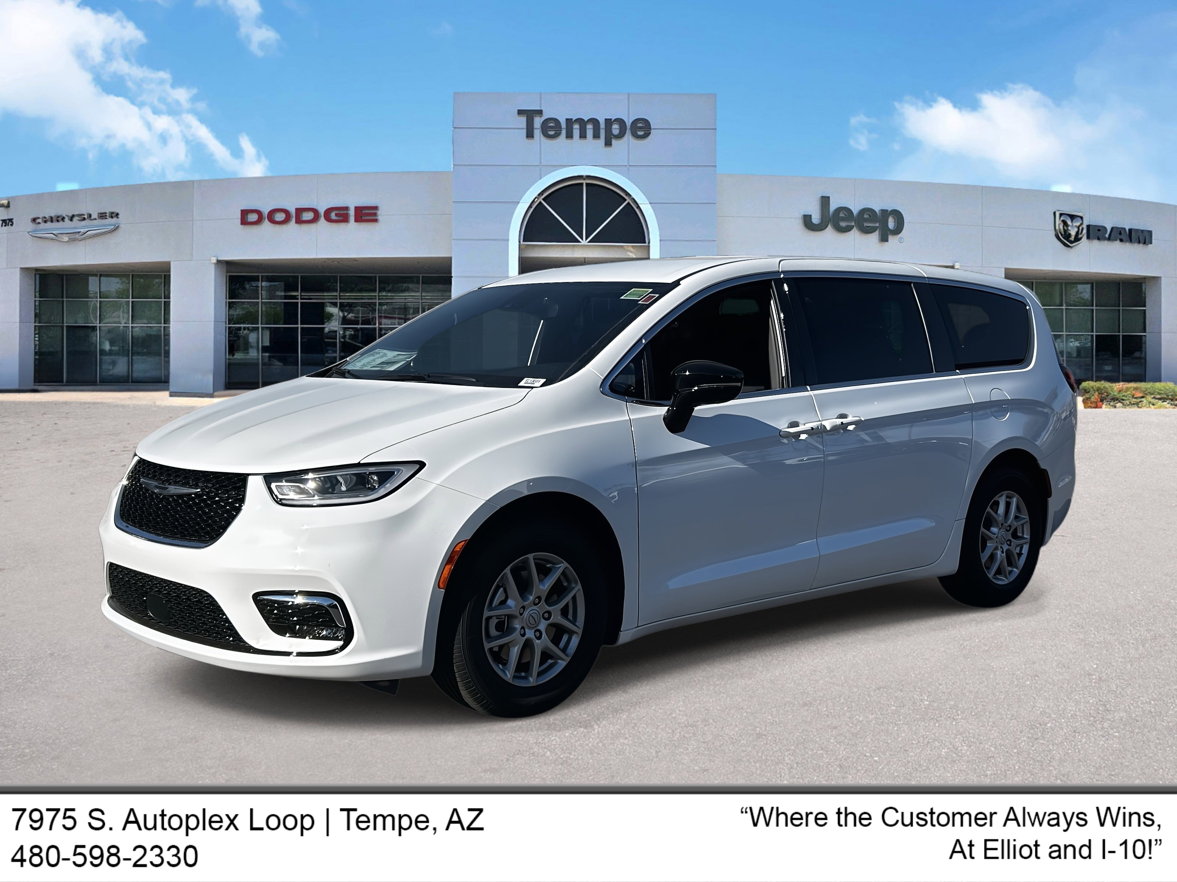 New 2026 Chrysler Pacifica Select