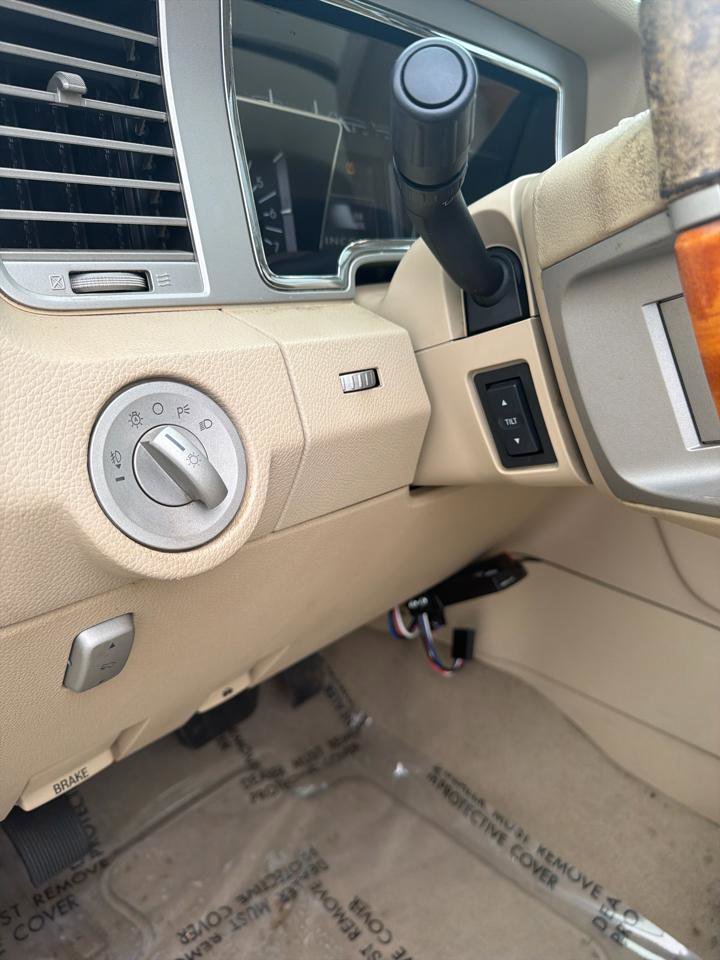 Used 2008 Lincoln Navigator L 4WD image 14