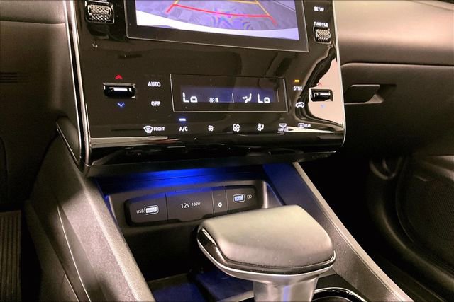Used 2022 Hyundai Tucson SEL w/ Convenience + Premium Package FWD image 14
