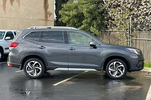 Used 2023 Subaru Forester Touring image 7