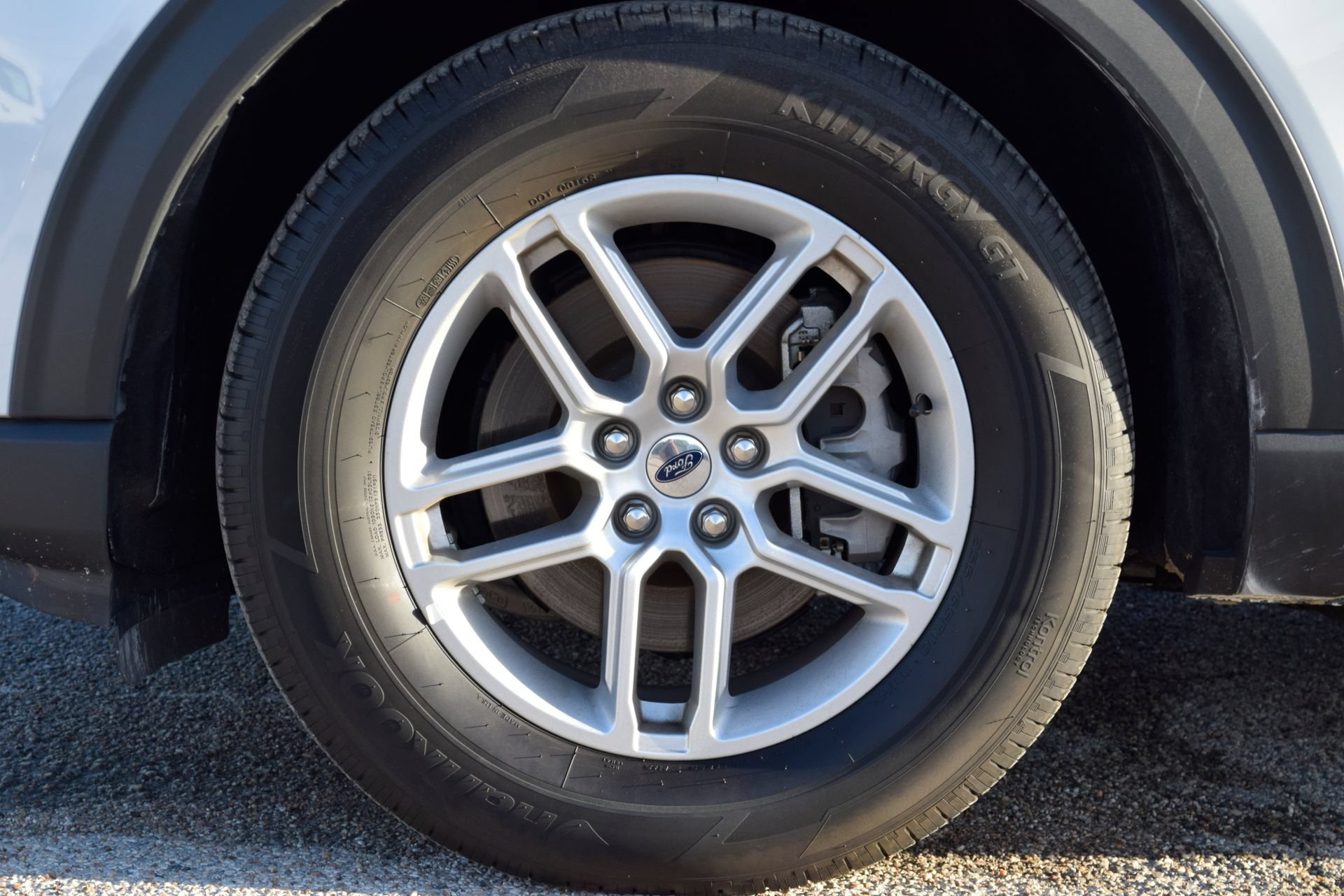 New 2026 Ford Explorer Active w/ Active Comfort Package RWD image 27