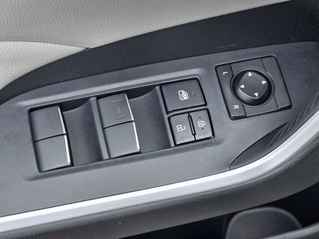 Used 2020 Toyota RAV4 XLE Premium image 17