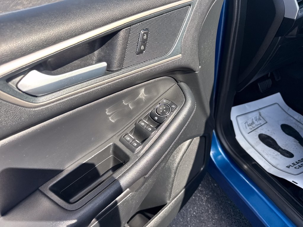 Used 2024 Ford Edge SEL AWD/4WD image 26
