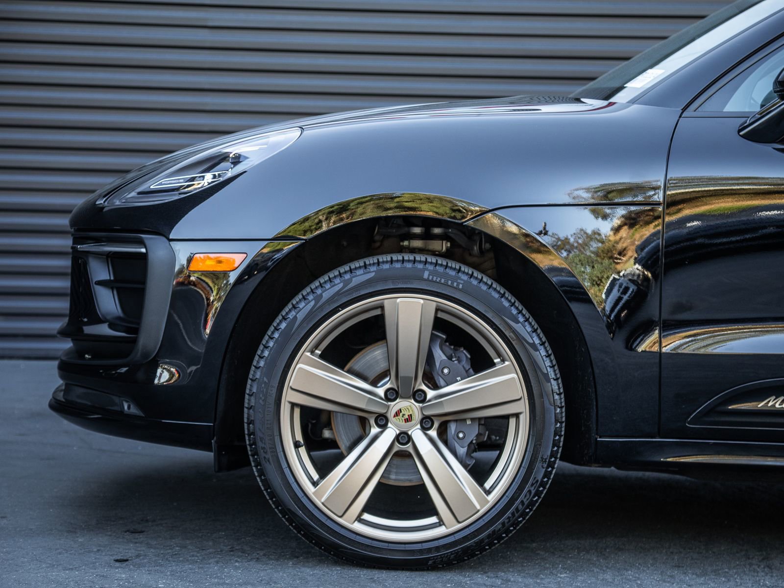 Certified 2022 Porsche Macan image 18