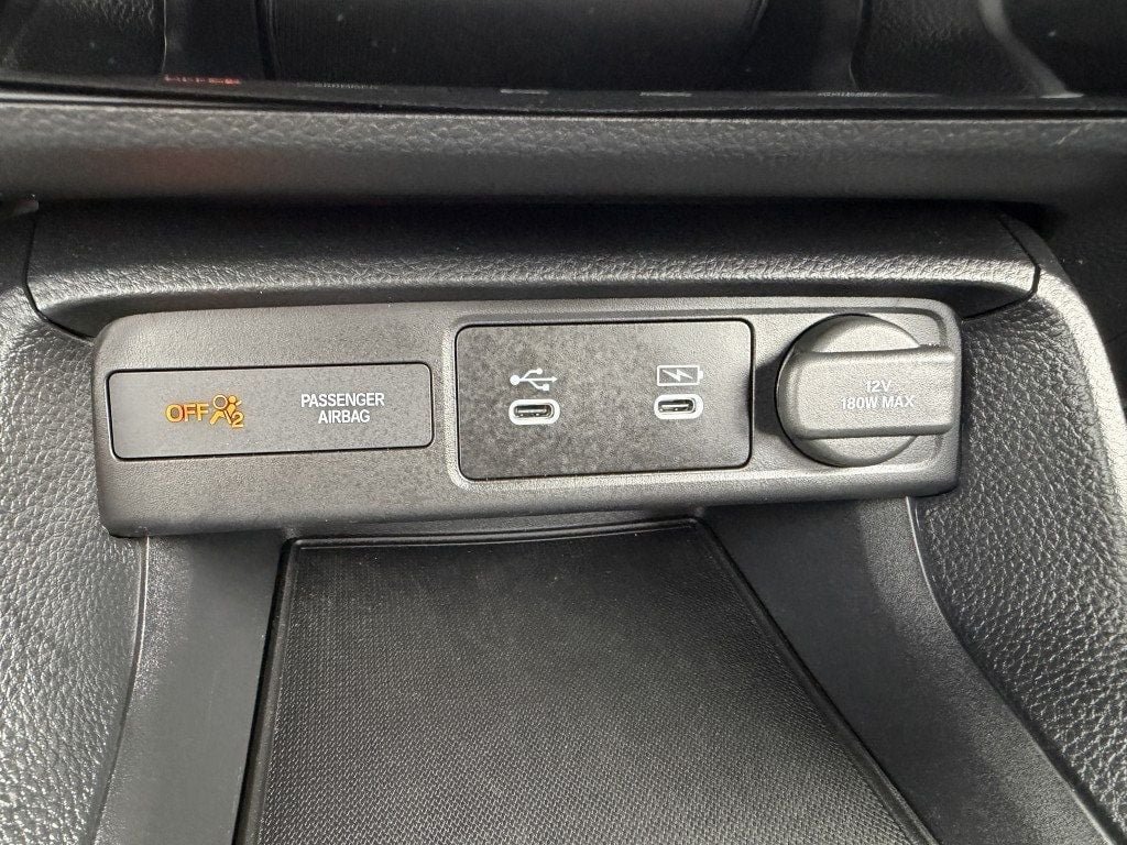 Used 2025 Honda Civic Sport image 20